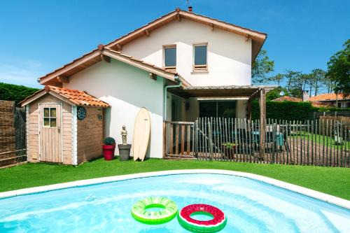 Vieux-Boucau-les-Bains House | Villa Casa Koko: Family Retreat with Pool & Games in Vieux-Boucau