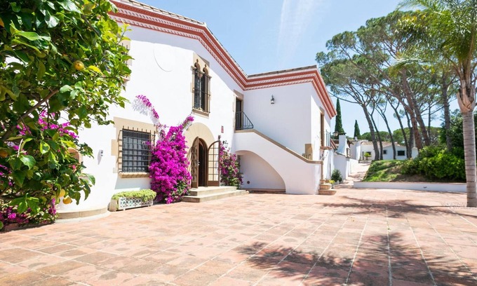 Tordera Villa | Villa 'Casa Mirador' with Mountain View, Wi-Fi and Air Conditioning