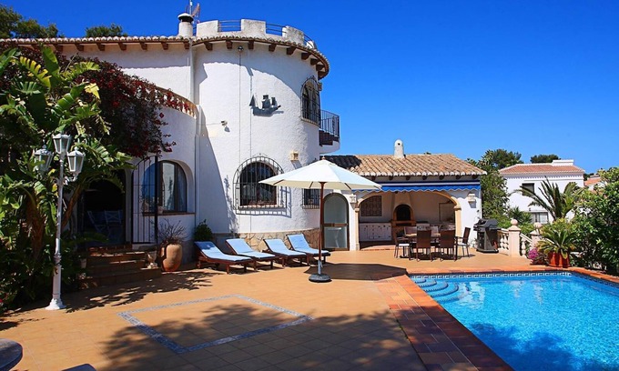Balcon del Mar Villa | Oceanfront Villa 'Casa Pera' with Pool & Garden Oasis