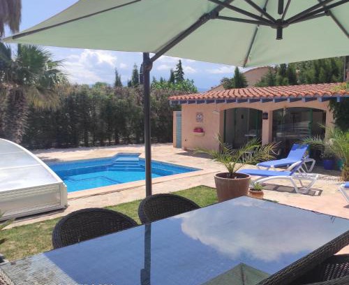 Millas House | Villa Casaleno: Oceanfront Retreat with Wi-Fi & Pool