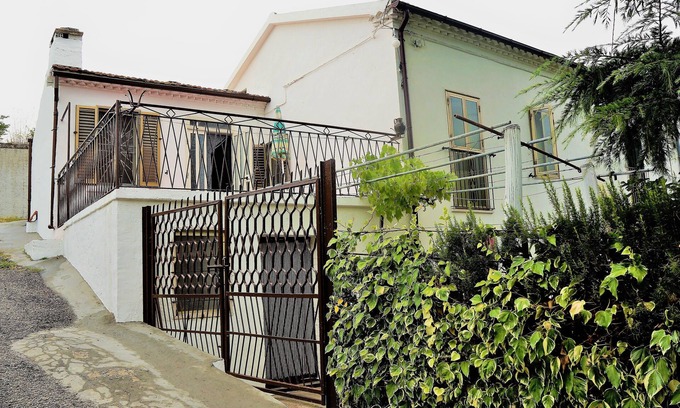 Schiavi d'Abruzzo House | Villa Casali: Scenic Views with Family-Friendly Amenities