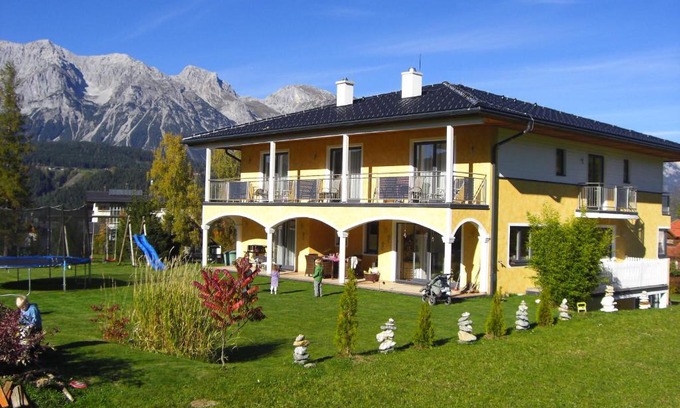 Schladming Apartment | Villa Castelli: Oceanfront Retreat with 9.7/10 Guest Score