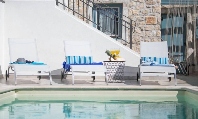 Fiorini House | Villa Caterina: Pet-Friendly Paradise with Ocean Views