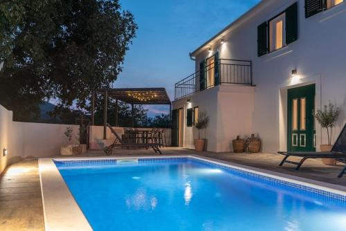 Ljubitovica Villa | Villa Celtis