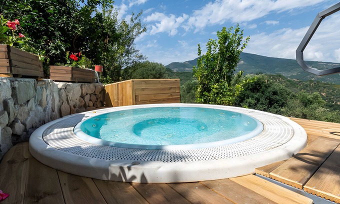 Stella Cilento Villa | Villa 'Cerasella' with Mountain View, Wi-Fi and Air Conditioning