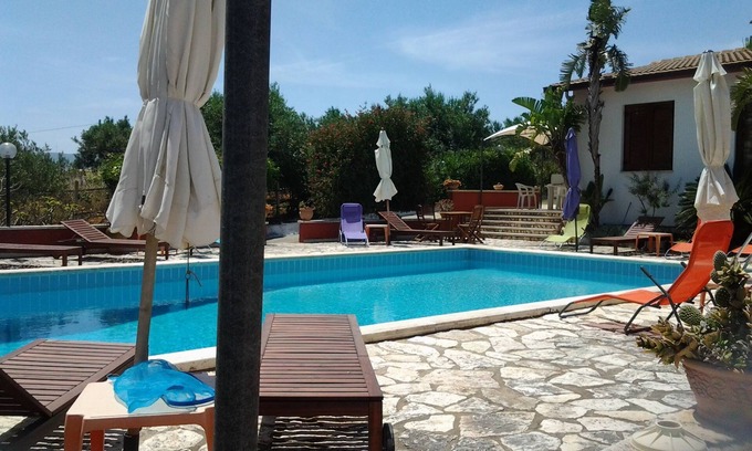 Partinico Apartment | Villa Cesco: Relax by the Pool with Ocean Views and BBQ