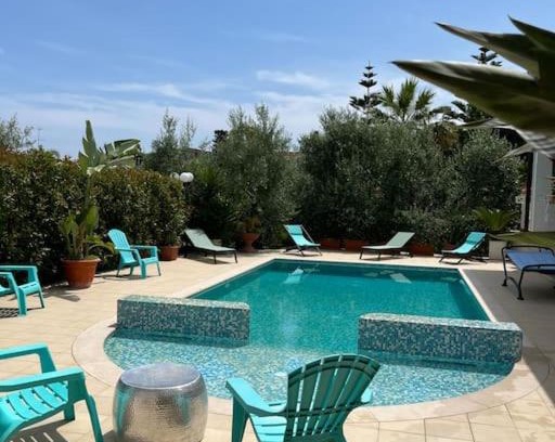 Bisceglie Villa | Villa Cetta: Oceanfront Bliss with Poolside Relaxation