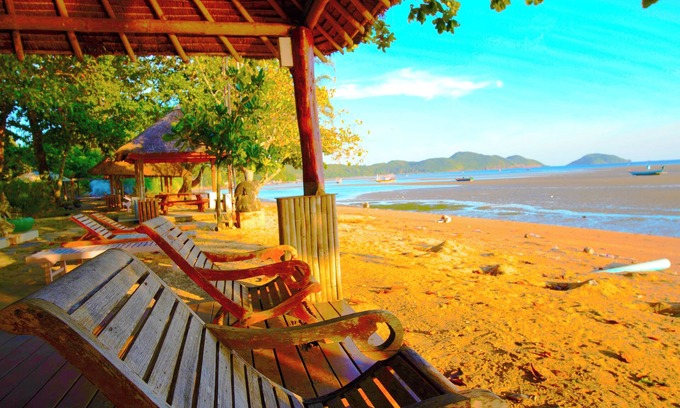 Khlong Khut Hotel | Relax at Villa Cha Cha Chaolao Beach Resort with Pool & Spa