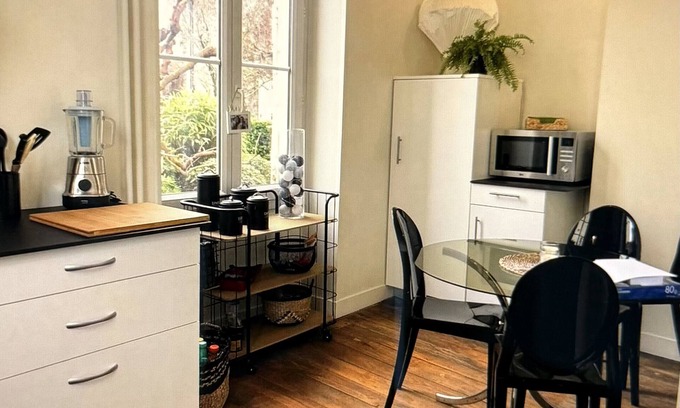 Brive-la-Gaillarde Apartment | Villa Chadourne - Le Vasco