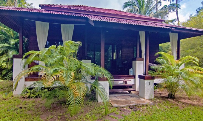 Ko Pha-ngan House | Peaceful Villa Chamade with Pool in a Tranquil Setting