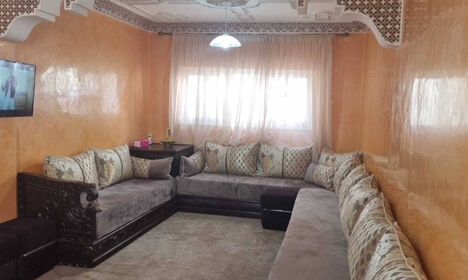 Cite Charaf Villa | Villa Charaf: Pet-Friendly Getaway with Breakfast Included