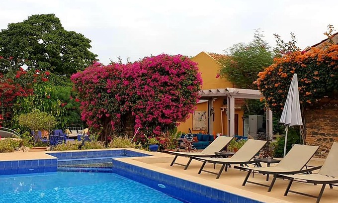 Dakar Bed & Breakfast | Discover Villa Charles on Île de Gorée – Family-Friendly Retreat