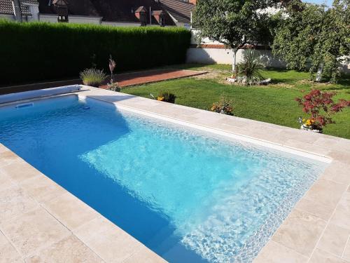 Villedieu-sur-Indre Villa | Charming Villa with Private Pool and Garden in Villedieu