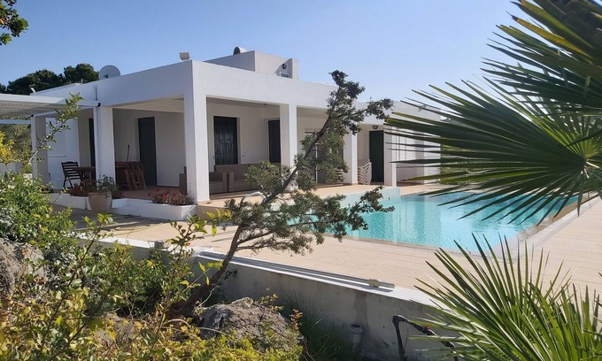 Kiotari Villa | Experience Villa Chevalier at Kiotari Beach - 10/10 Rated