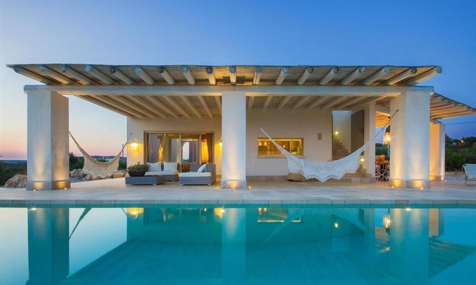 Avetrana Villa | Elegant Villa Chianca: Poolside Retreat for Every Traveler