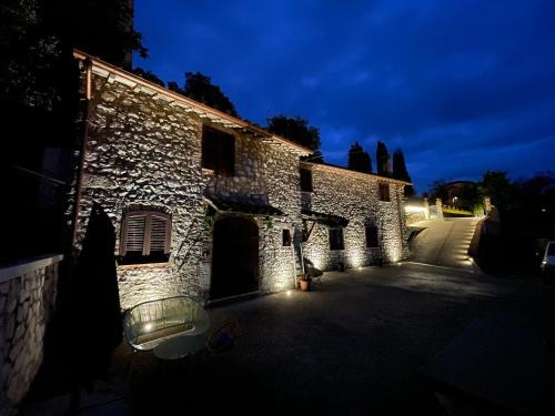 Precetto House | Oceanfront Villa Chiara: Rated 9.5/10 with Hot Tub & Breakfast