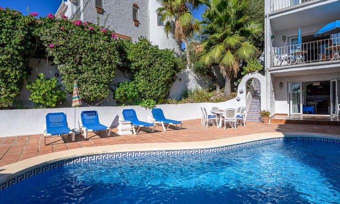 Chimenea Villa | Villa Chimenea: Poolside Retreat with Beautiful Garden