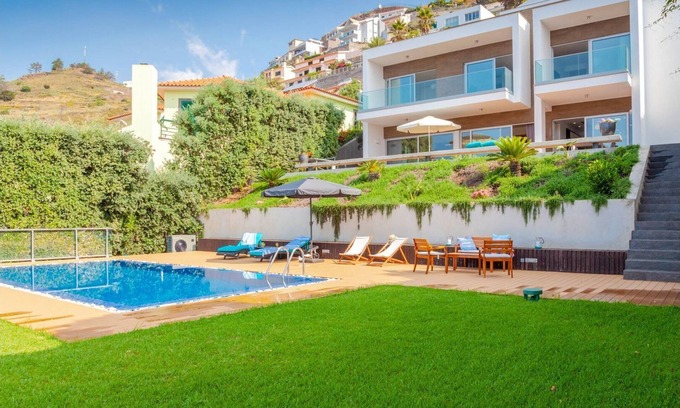 Canico House | Villa Chimera: Family-Friendly Retreat with Private Pool