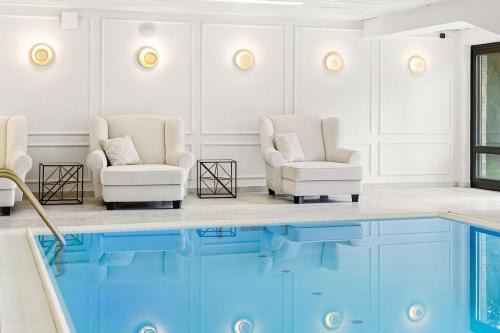 Steinhaus am Semmering Villa | Elegant Villa Chou Chou: 4-Star Retreat with Private Pool
