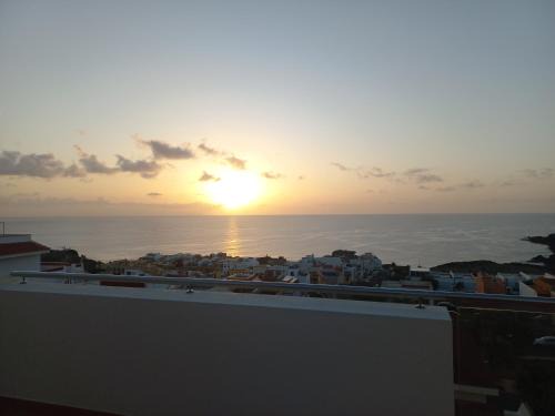 Los Gavilanes House | Ocean View Retreat at Villa Chris - Pet & Child Friendly