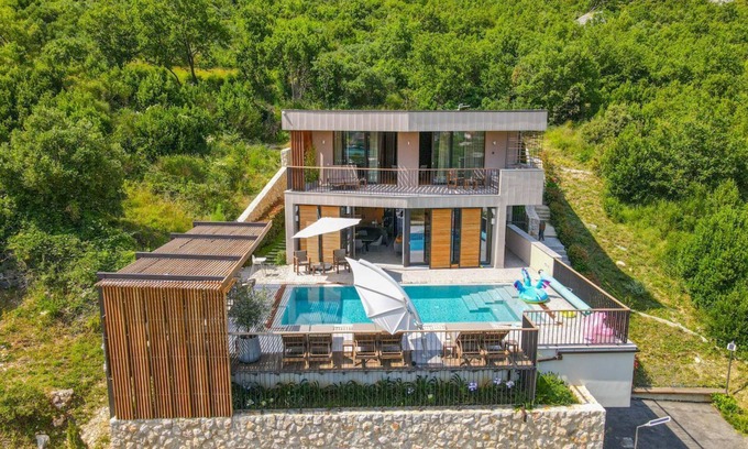 Rozat Villa | Villa Circe: Three Bedroom Retreat with Private Pool