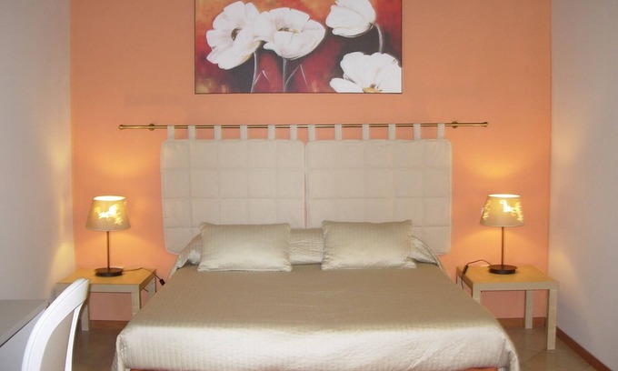 Mantua Bed & Breakfast | Relax at Villa Cittadella: Spa & Family-Friendly Escape