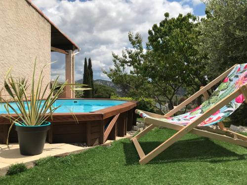 Carnoux-en-Provence Villa | Tranquil Villa Cléa: Garden Oasis with Pool & Ocean Views