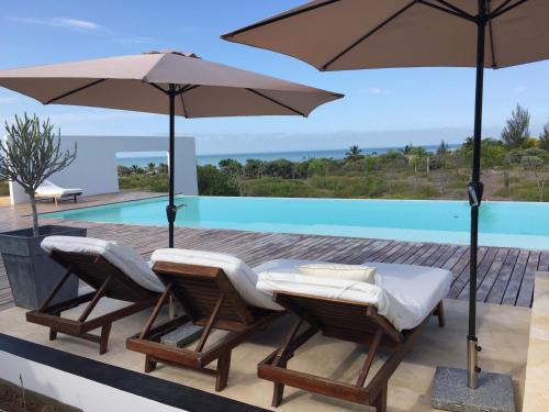 Toliara Villa | Villa Claire: 4-Star Oceanfront Retreat with Private Beach