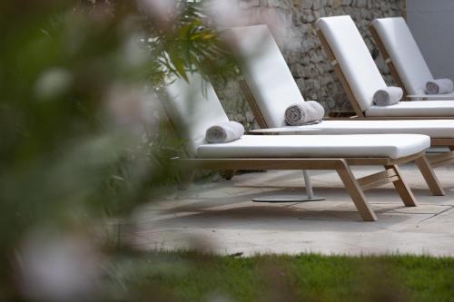 Saint-Martin-de-Re Hotel | Exquisite Villa Clarisse & Spa: Oceanfront Bliss Awaits