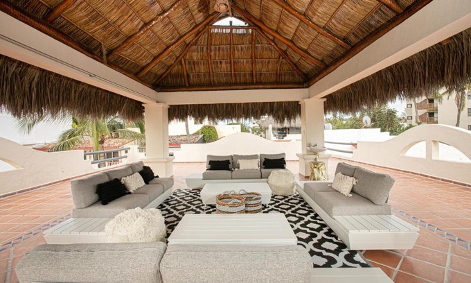 Bucerias Hotel | Villa Cobojo: Oceanfront Stay with Pool & Breakfast