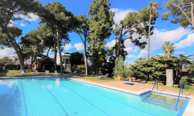 Vila-Seca Villa | Colonial Historic Villa with Private Pool and Tennis Court