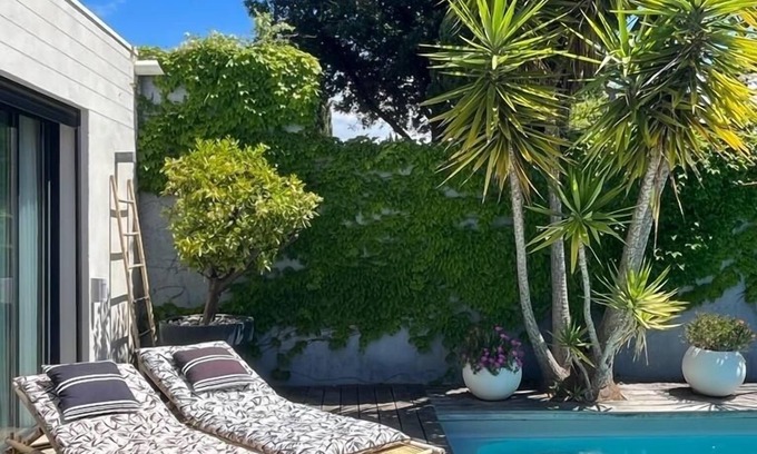 8th Arrondissement Villa | Modern Villa at Pointe Rouge with Oceanfront Views & Pool
