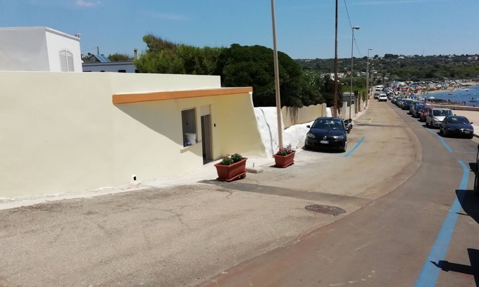 Marina San Gregorio House | Seaside Villa Cordella: Relaxing Oasis in Felloniche