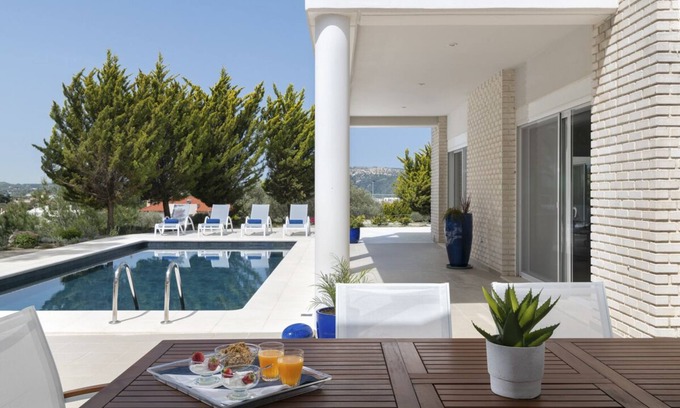 Pastida Villa | Villa Cornelia: Spacious Four Bedroom Villa with Ocean Views