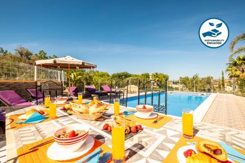 Albufeira Villa | Exceptional Villa Culebra with Oceanfront Pool Awaits You