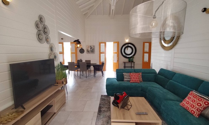 Saint-Louis House | Villa Curcuma T3: Private Pool & Family-Friendly Retreat