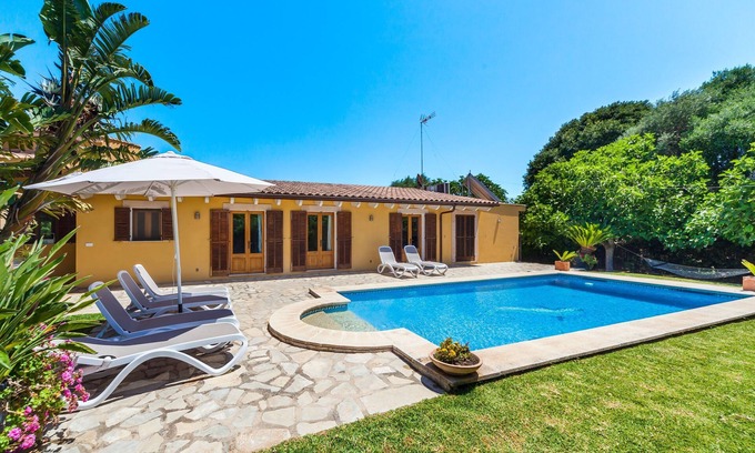 Pollensa Villa | Relaxing Garden Villa with Pool in the Countryside