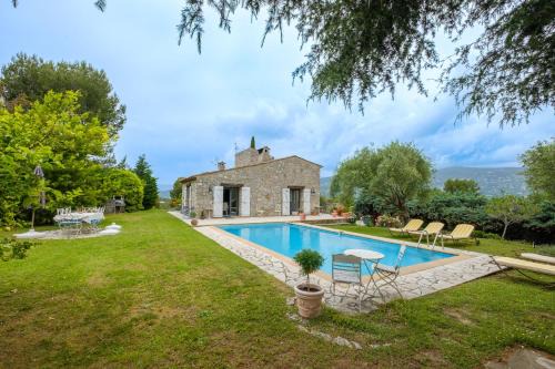 Peymeinade Villa | Experience Cyprès Bleu: Pet-Friendly Paradise with Pool