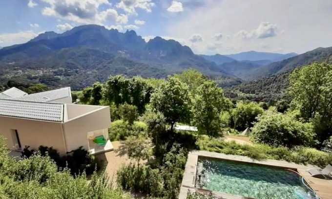 Vico House | Elegant Villa D'architecte with Private Pool in Vico Corse