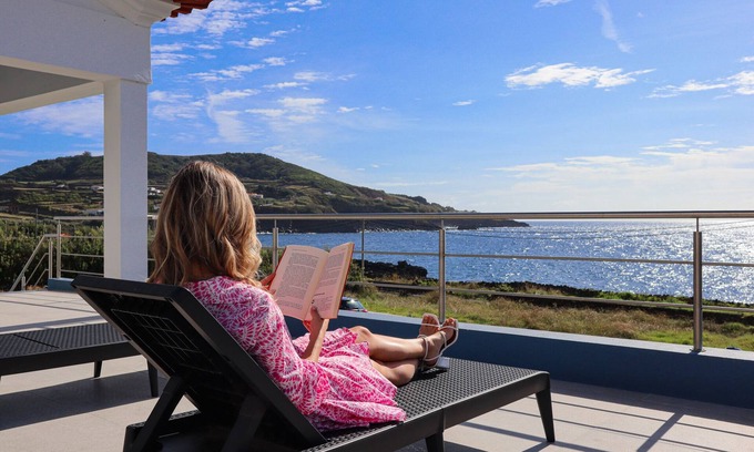 Terceira Island Villa | Unmatched Villa da Mós - Frontline Ocean Retreat