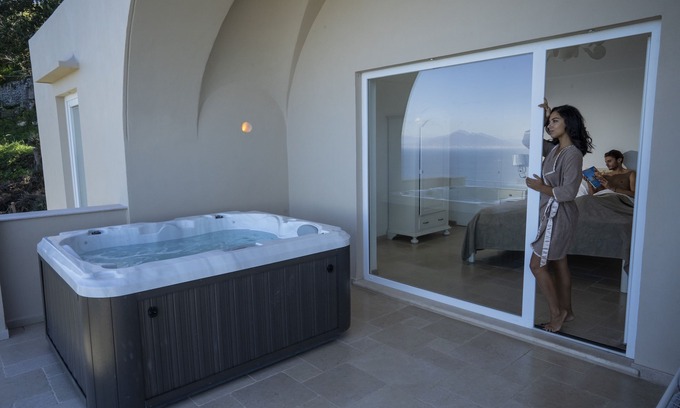 Anacapri Apartment | Villa D'Alessandro Tatiana: Private Apartment with Jacuzzi
