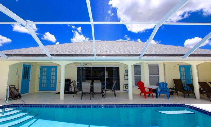 Eisenhower House | Villa Danby - Inviting Pool Home in a Peaceful Setting