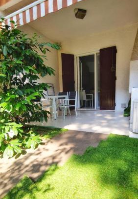 Lido di Spina Apartment | Villa Daria - soggiorno e servizio spiaggia