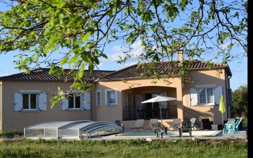 Lablachere Villa | Charming Villa with Pool and Expansive Grounds