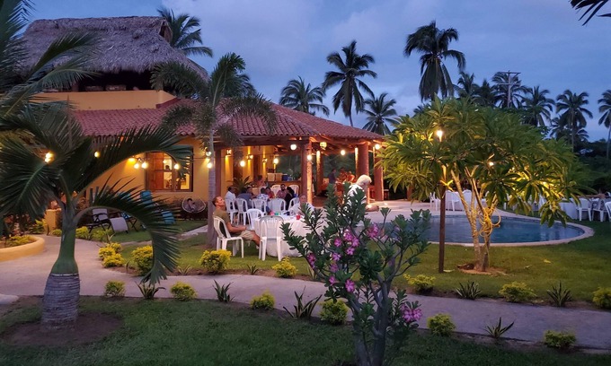 Saladita House | Unforgettable Retreat at Villa de los Mangos, Playa La Saladita