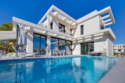 Lo Rufete Villa | Elegant Villa with Heated Pool at Las Colinas Resort