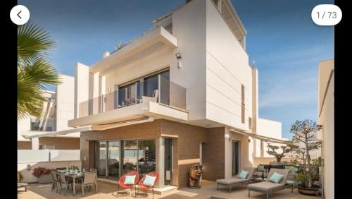 Orihuela Costa Villa | Elegant Villa de Luxe ALANAT with Oceanfront Pool & Spa