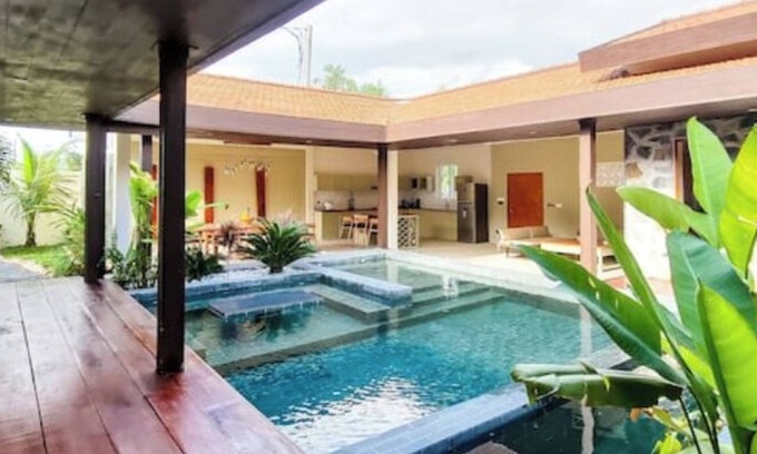 Kampot Villa | Exclusive 5-Bedroom Villa with Private Pool and Breakfast