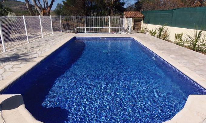 Mireval Villa | Villa de Mireval: Ocean View Retreat with Pool & Kitchen