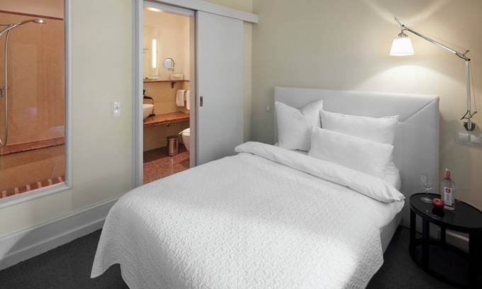 Pforzheim Apartment | Villa Trautz - Comfortable standard apartment for one person incl. breakfast